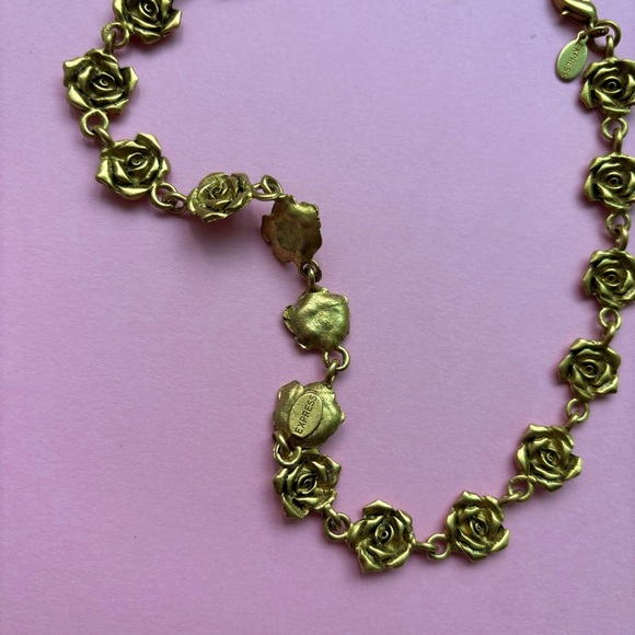 Vintage 90s Rose Necklace - Picture 5 of 7